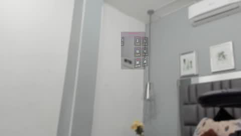 Snapshot of sienna_miller_27 chatting on 9, 9, 2025 Keira online show from 9, 9, 2025