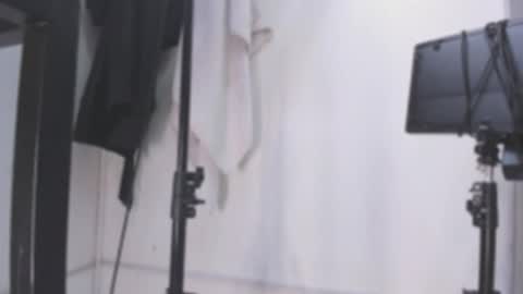 Snapshot of sienna_miller_27 chatting on 5, 10, 2025 Keira online show from 5, 10, 2025