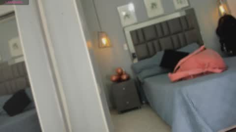 Snapshot of sienna_miller_27 chatting on 19, 10, 2025 Keira online show from 19, 10, 2025