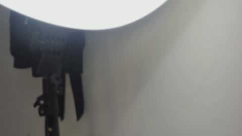 Snapshot of sienna_miller_27 chatting on 31, 10, 2025 Keira online show from 31, 10, 2025