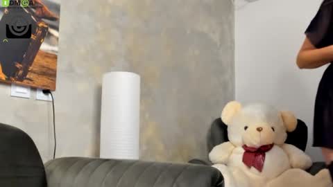 Snapshot of sienna_shine chatting on 24, 5, 2026 HungryMilf online show from 24, 5, 2026