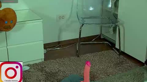 siennaluxexx online show from 5, 2, 2026