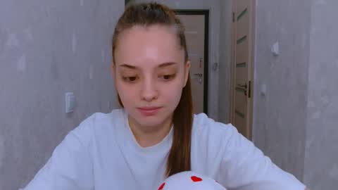 Sienna Mia online show from 11, 5, 2026