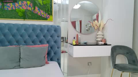 Sienna online show from 28, 9, 2025