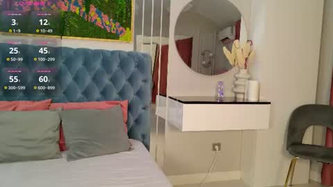 Sienna online show from 19, 6, 2026