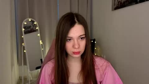 siennasayss online show from 24, 3, 2026