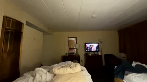 Snapshot of sierdsmaj chatting on 11, 11, 2025 Rudeboy online show from 11, 11, 2025