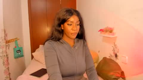 sierra_violet online show from 13, 7, 2026