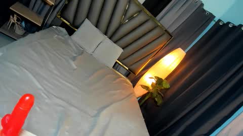 Belle online show from 24, 9, 2025