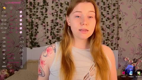 Snapshot of silent_princesses chatting on 6, 12, 2024 Chloe online show from 6, 12, 2024