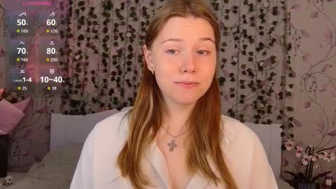 Snapshot of silent_princesses chatting on 23, 9, 2025 Chloe online show from 23, 9, 2025