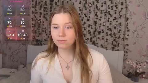 Snapshot of silent_princesses chatting on 16, 10, 2025 Chloe online show from 16, 10, 2025