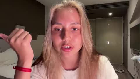 Snapshot of silicia_lu chatting on 14, 2, 2026 You fav Miss Si online show from 14, 2, 2026