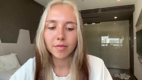 Snapshot of silicia_lu chatting on 15, 2, 2026 You fav Miss Si online show from 15, 2, 2026