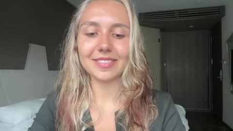 Snapshot of silicia_lu chatting on 7, 3, 2026 You fav Miss Si online show from 7, 3, 2026