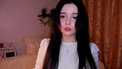 Snapshot of silkyaura chatting on 16, 9, 2025 silkyaura online show from 16, 9, 2025