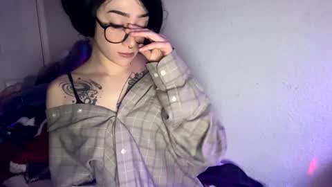 Snapshot of silkymommi chatting on 31, 1, 2025 SweettHoney online show from 31, 1, 2025