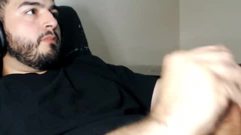 Snapshot of silva1018 chatting on 4, 10, 2025 Alvaro online show from 4, 10, 2025