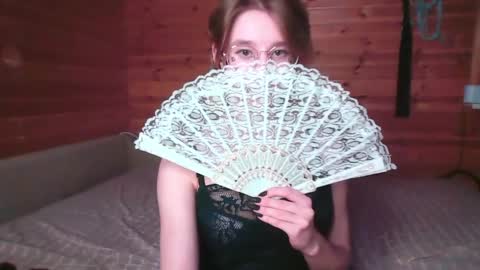 Snapshot of silvadevil chatting on 2, 5, 2026 Kate online show from 2, 5, 2026
