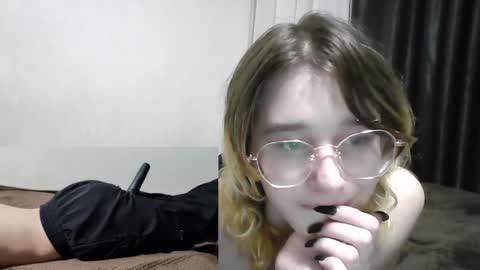 Snapshot of silvadevil chatting on 19, 5, 2026 Kate online show from 19, 5, 2026