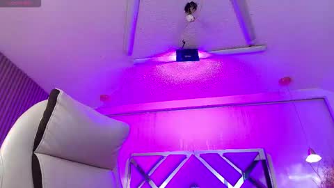 SIlvana  online show from 6, 3, 2026