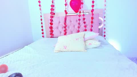 Snapshot of silvana_wenz chatting on 24, 2, 2025 Silvana online show from 24, 2, 2025