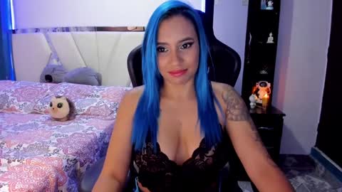   powder    online show from 19, 1, 2025