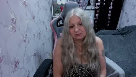 silver_moon_light online show from 11, 9, 2025