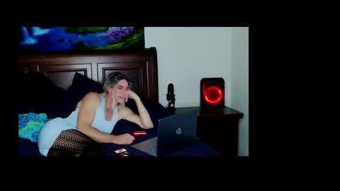 Mia online show from 9, 1, 2026