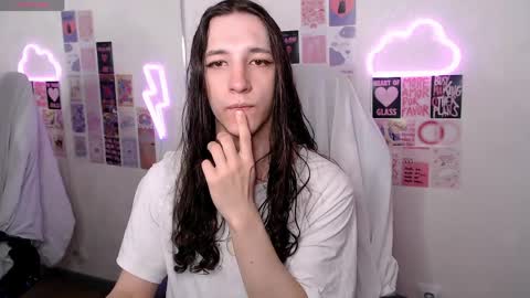 Snapshot of silvermuse chatting on 3, 4, 2026 silvermuse online show from 3, 4, 2026