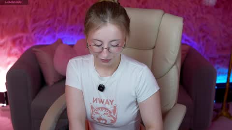  Kristina Kris  online show from 17, 5, 2026