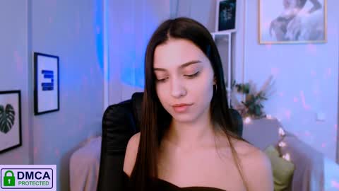 Snapshot of silvia_queen1 chatting on 22, 12, 2024 Silvia nude in pvt online show from 22, 12, 2024