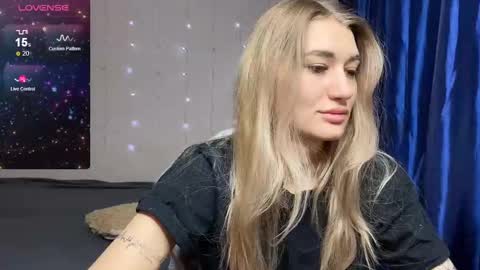 Snapshot of silvia_sugarr chatting on 18, 2, 2025 Silvia online show from 18, 2, 2025