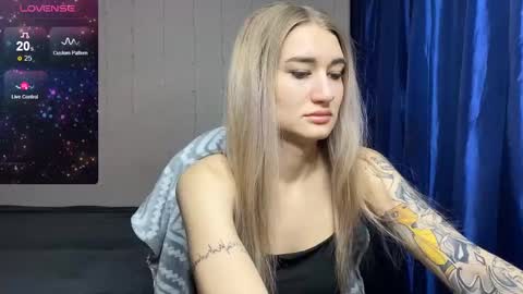 Snapshot of silvia_sugarr chatting on 24, 2, 2025 Silvia online show from 24, 2, 2025