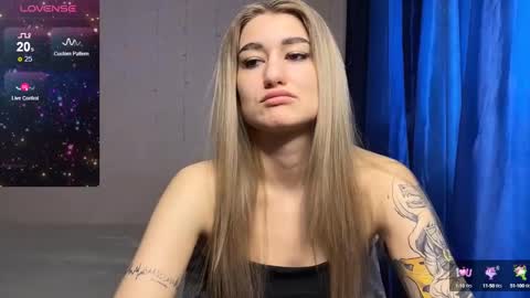 Snapshot of silvia_sugarr chatting on 9, 3, 2025 Silvia online show from 9, 3, 2025