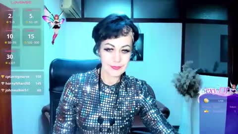 Silvia Wallec online show from 1, 1, 2025