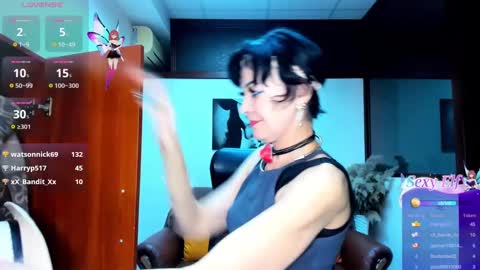 Silvia Wallec online show from 24, 1, 2025