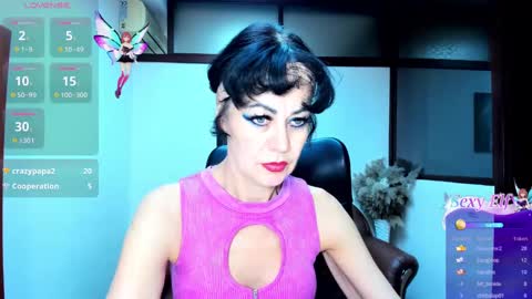 Silvia Wallec online show from 2, 2, 2025