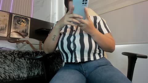 Snapshot of silviarichie_jade chatting on 21, 1, 2025 silvia online show from 21, 1, 2025