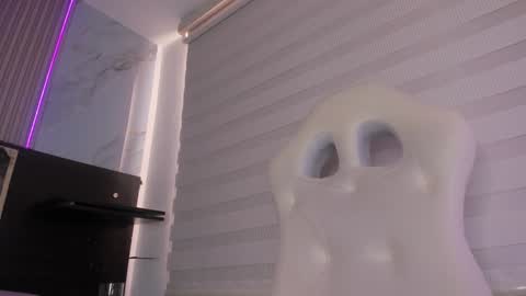 Snapshot of silviarichie_jade chatting on 27, 1, 2025 silvia online show from 27, 1, 2025