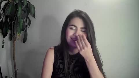 Silvie online show from 7, 1, 2025