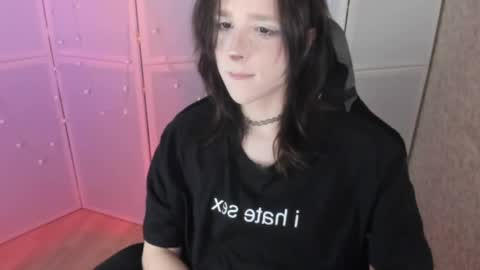 Snapshot of simochka_ chatting on 11, 5, 2026 Simochka online show from 11, 5, 2026