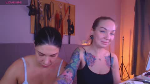 simona_moonshine online show from 4, 3, 2026