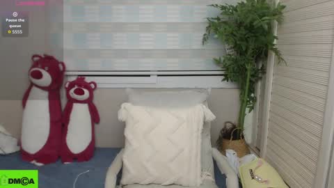 simonastephanie online show from 28, 9, 2025