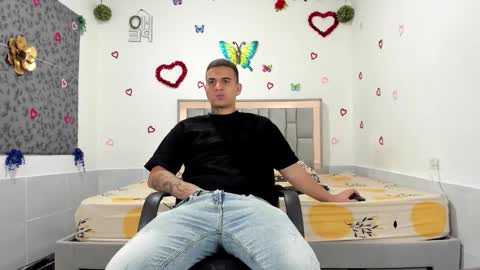 Snapshot of simonkeler chatting on 14, 9, 2025 SIMON KELER online show from 14, 9, 2025