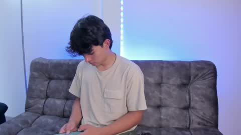  Simon  online show from 28, 1, 2025