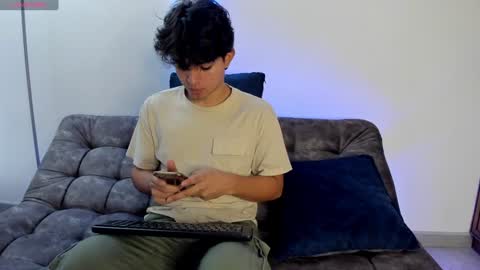  Simon  online show from 2, 2, 2025