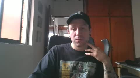 Snapshot of simonm777 chatting on 8, 9, 2025 simonm777 online show from 8, 9, 2025