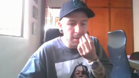 Snapshot of simonm777 chatting on 16, 10, 2025 simonm777 online show from 16, 10, 2025