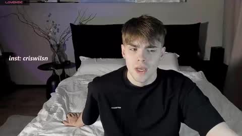 Snapshot of simonwnl chatting on 1, 3, 2025 Simon online show from 1, 3, 2025